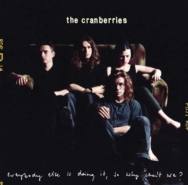 دانلود آهنگ Waltzing Back از The Cranberries