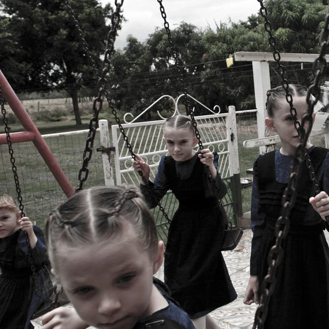دانلود آهنگ Enth از Crystal Castles