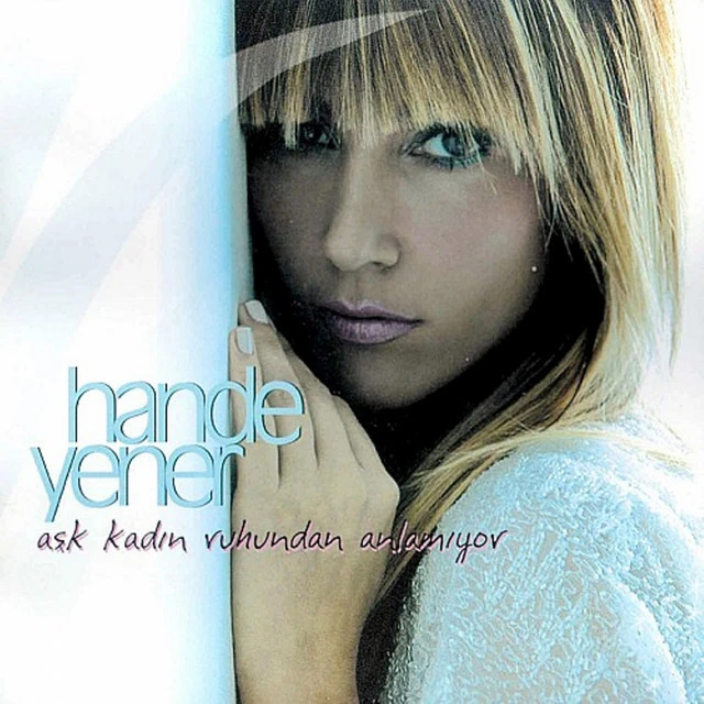دانلود آهنگ Acı Veriyor از Hande Yener
