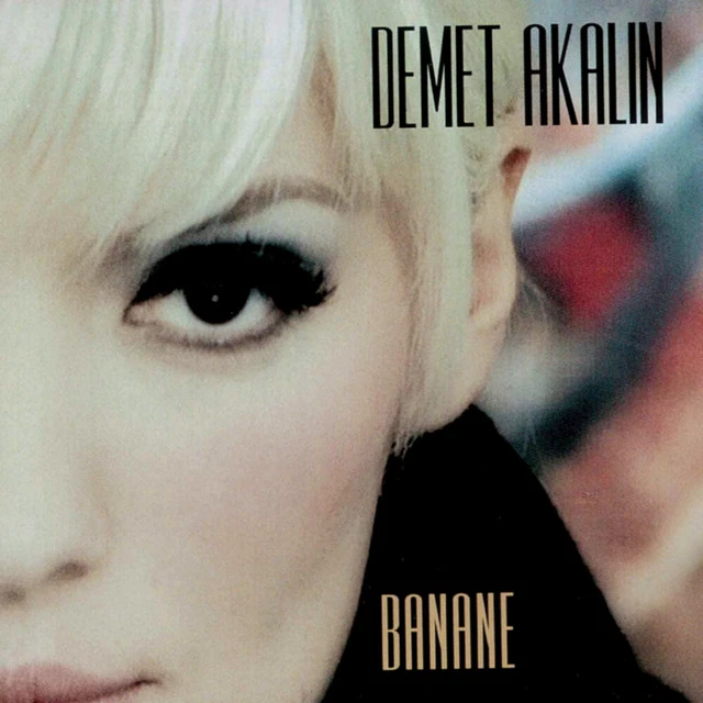 دانلود آهنگ Bittim از Demet Akalın