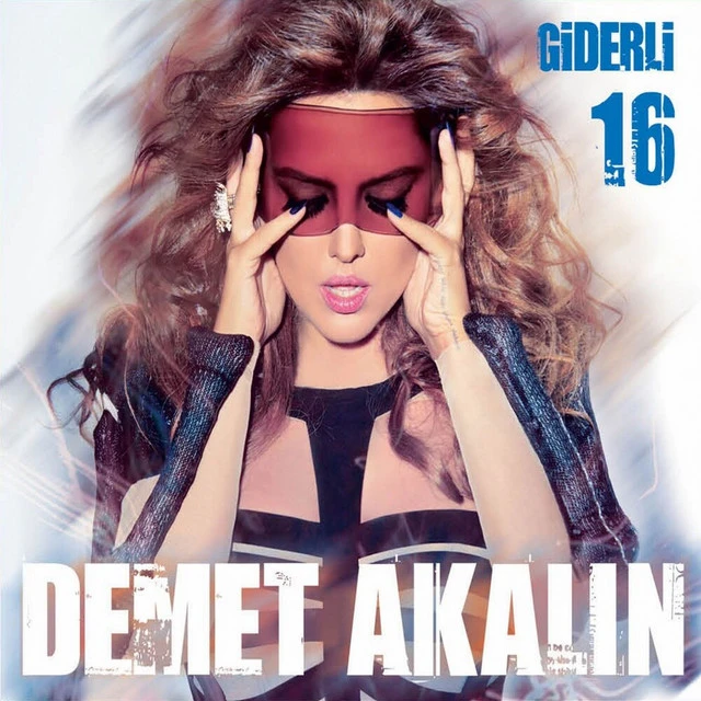 دانلود آهنگ Giderli Şarkılar از Demet Akalın