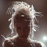 دانلود آهنگ Something Beautiful از Miley Cyrus