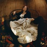 دانلود آهنگ Sympathy Magic از Florence + The Machine