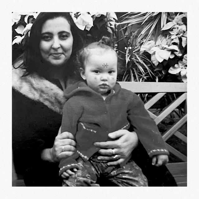 دانلود آهنگ What A Woman از Faouzia