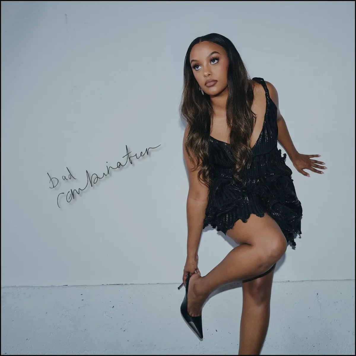 دانلود آهنگ Bad Combination از Ruth B.