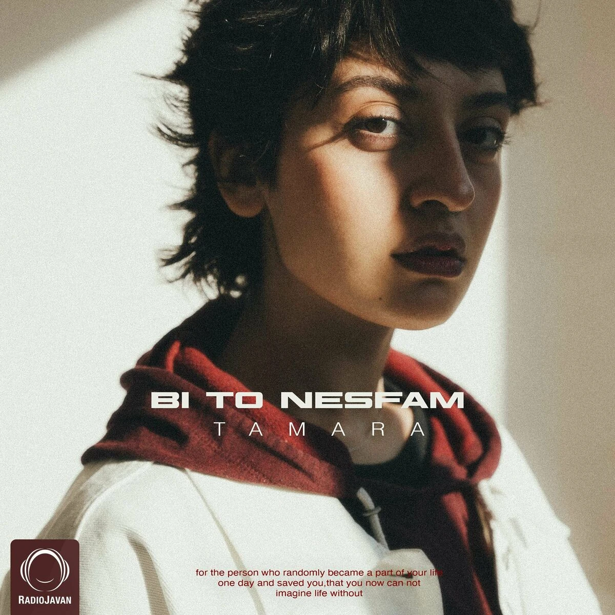 دانلود آهنگ Bi To Nesfam از تامارا
