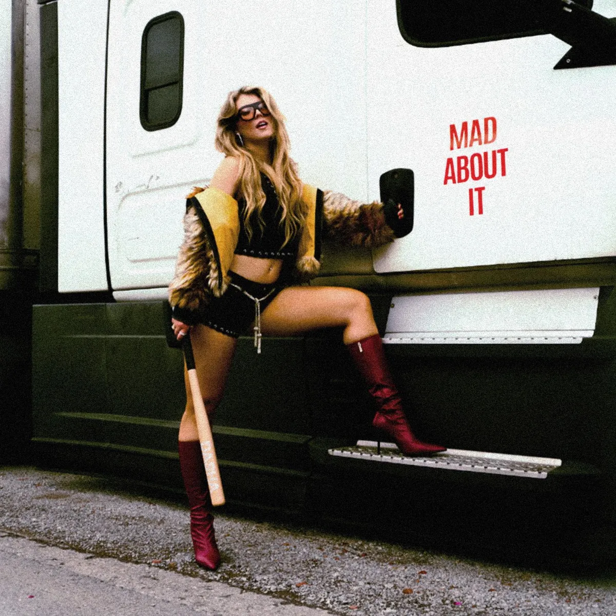 دانلود آهنگ Mad About It از Dasha