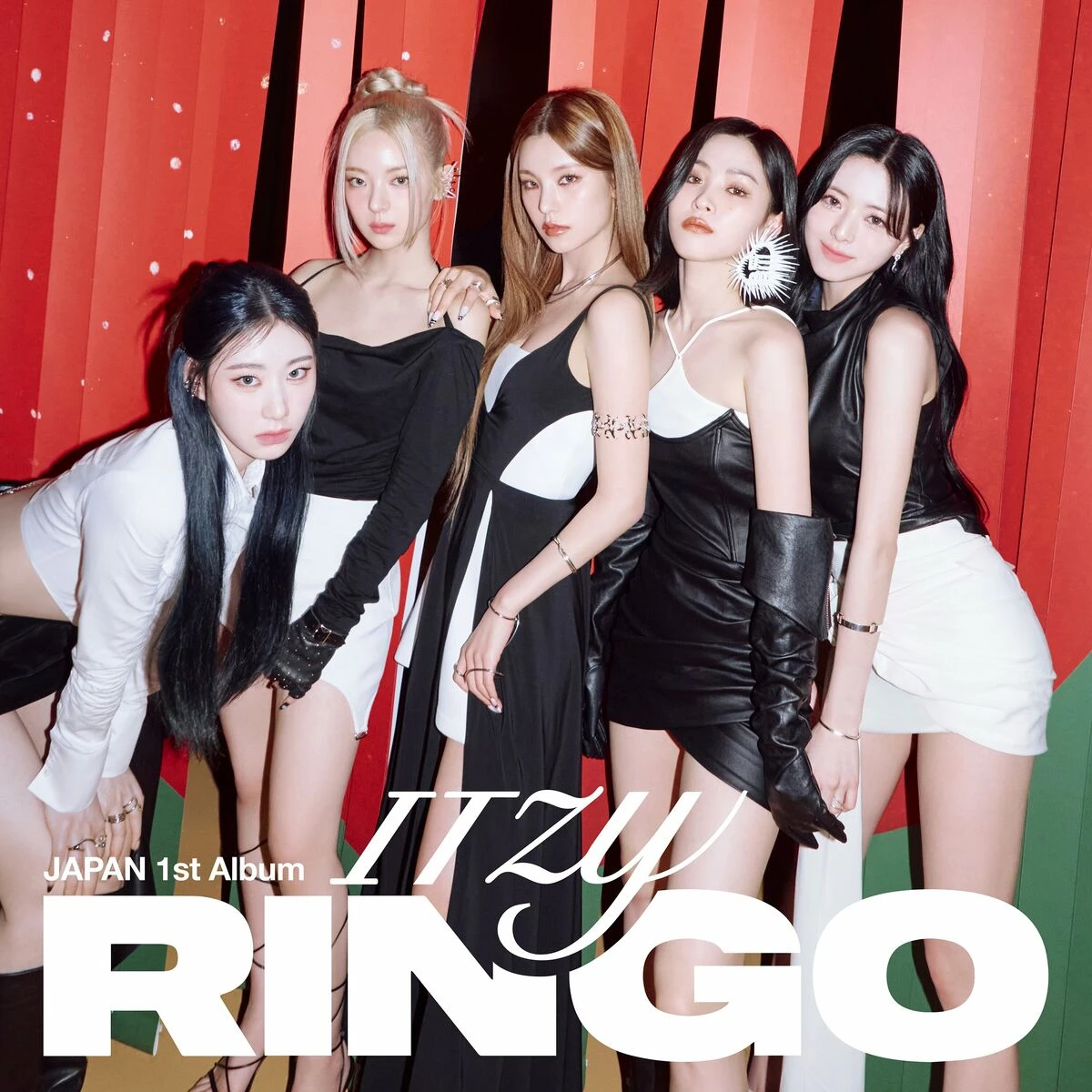 دانلود آهنگ RINGO از ITZY