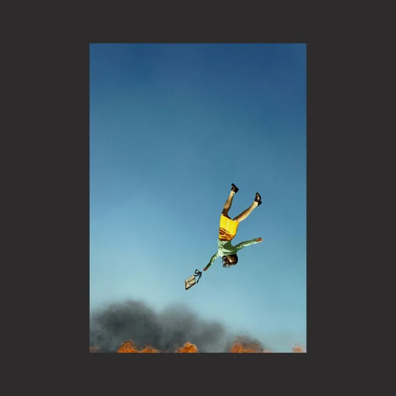 دانلود آهنگ Burning از Yeah Yeah Yeahs