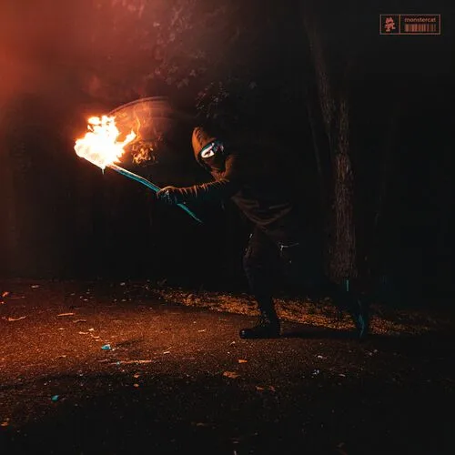 دانلود آهنگ Holding On To Smoke از Virtual Riot
