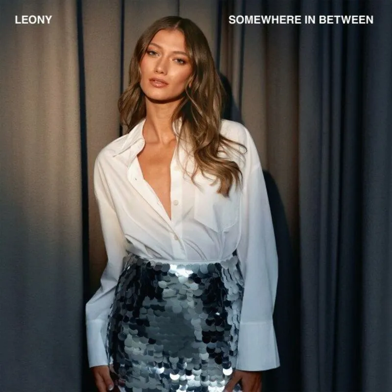 دانلود آهنگ Never Let Me Down از Leony