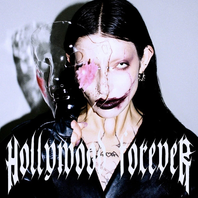 دانلود آهنگ PRAY TO ME از Palaye Royale