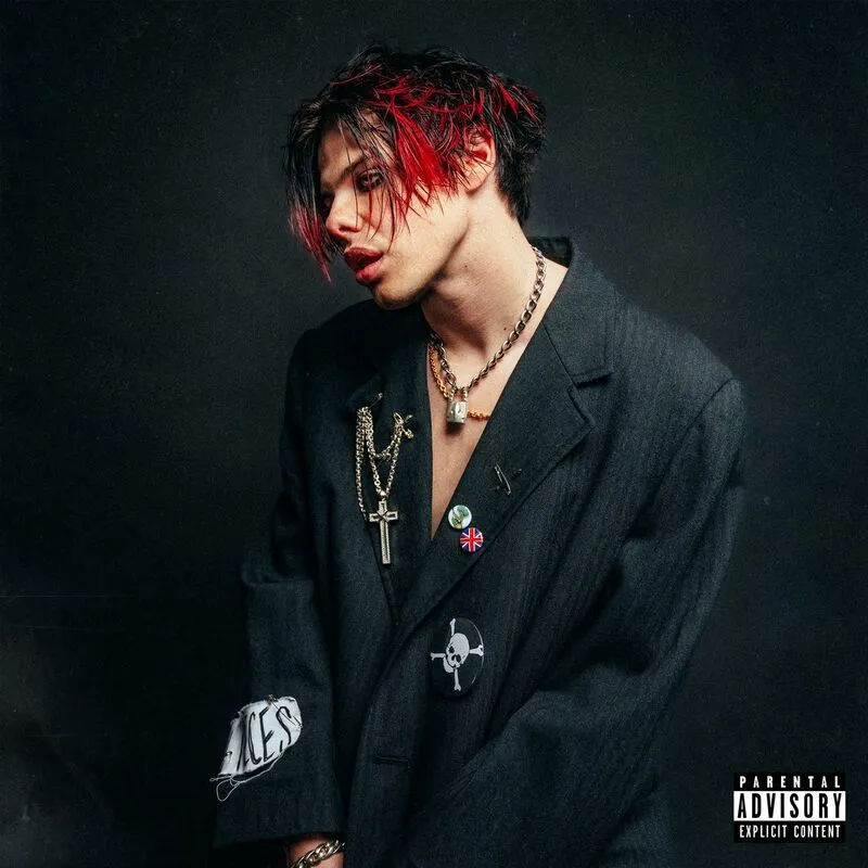 دانلود آهنگ The Boy In The Black Dress از YUNGBLUD