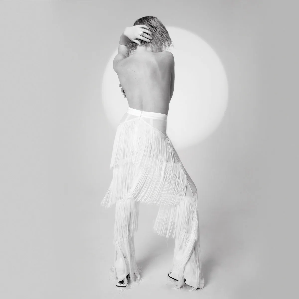 دانلود آهنگ Too Much از Carly Rae Jepsen
