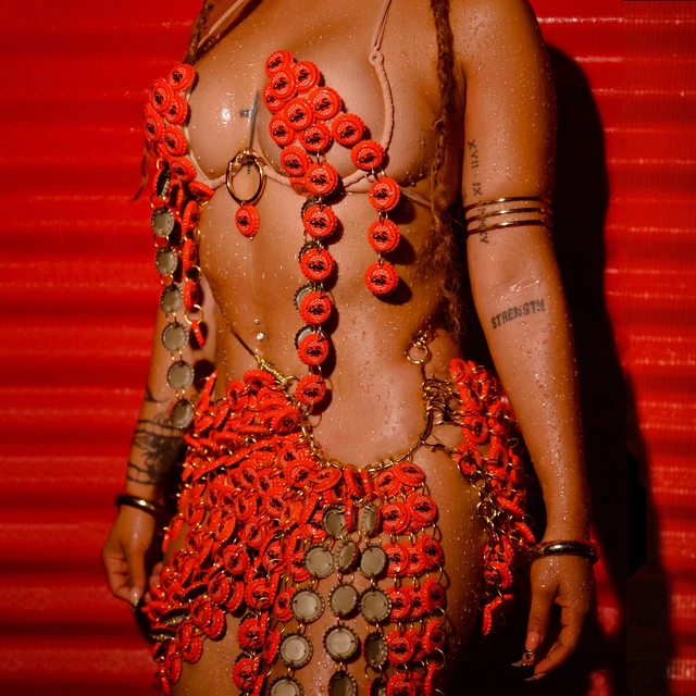 دانلود آهنگ BRUCKSWEAT از Shenseea