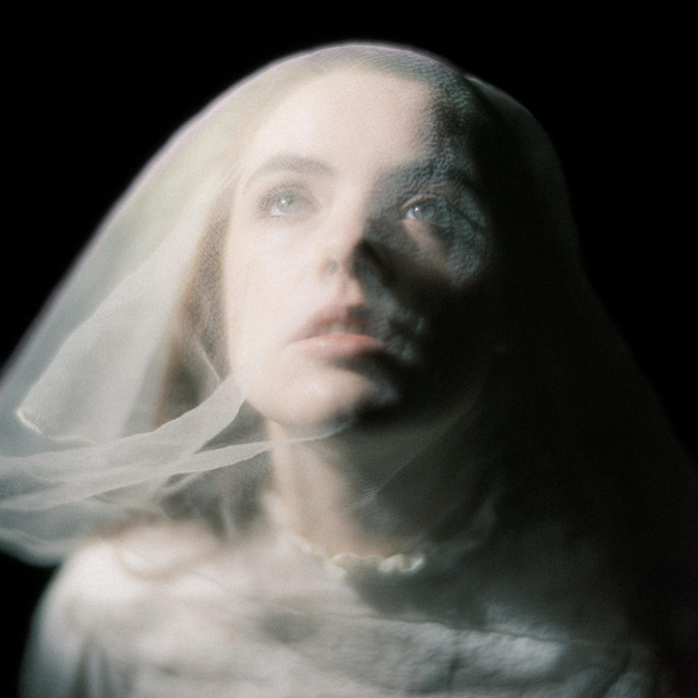 دانلود آهنگ Never in Love از Genevieve Stokes