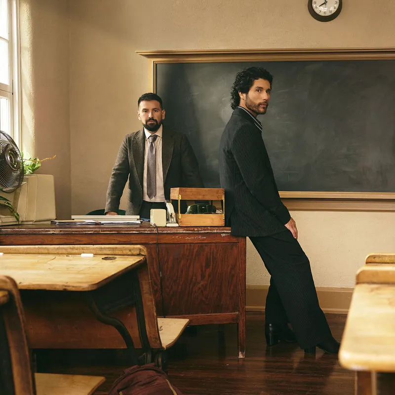 دانلود آهنگ Bible In The Truck از Dan + Shay