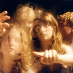 دانلود آهنگ Hanging Out To Dry - Lonely version از Florence Road