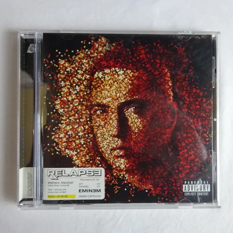 خرید نسخه فیزیکی آلبوم Relapse از Eminem + دفترچه اشعار