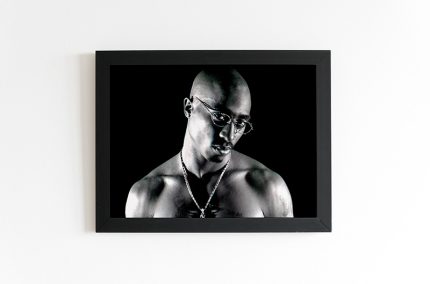 تابلو توپاک طرح نیمه لخت