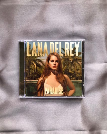 آلبوم فیزیکی Born to Die از Lana Del Rey