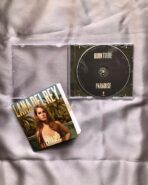 آلبوم فیزیکی Born to Die از Lana Del Rey