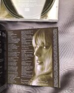آلبوم فیزیکی The Tortured Poets Department از  Taylor Swift