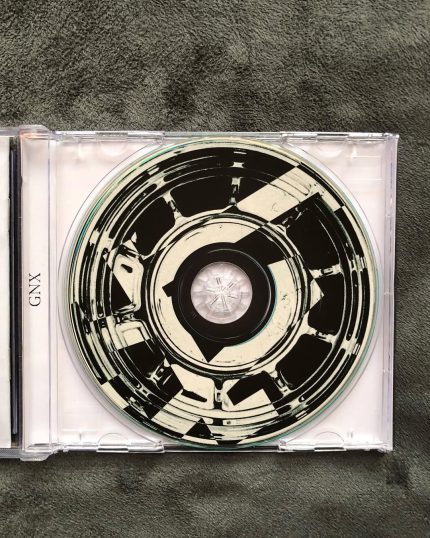 آلبوم فیزیکی GNX از Kendrick Lamar