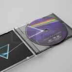 آلبوم فیزیکی The Dark Side of the Moon از Pink Floyd